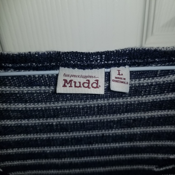 MUDD Top - Picture 4 of 5